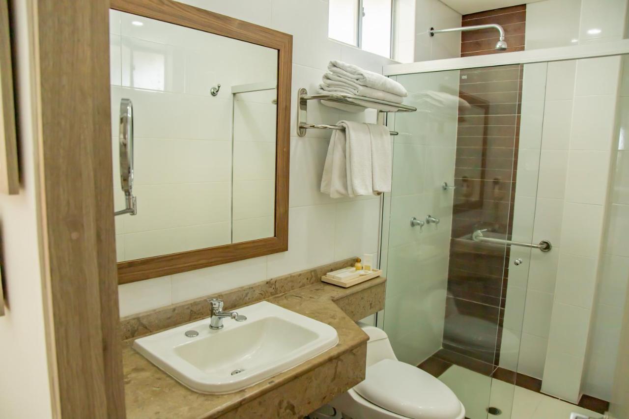 Hotel Estancia Chipichape Кали Екстериор снимка