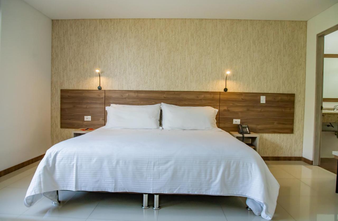 Hotel Estancia Chipichape Кали Екстериор снимка